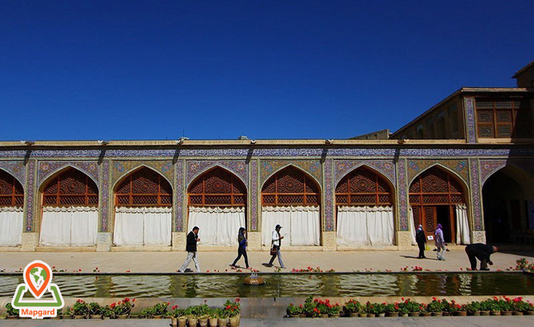 نمای بیرونی شبستان غربی مسجد نصیر الملک