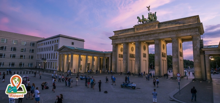 جشن در پاریسر پلاتس (Pariser Platz)