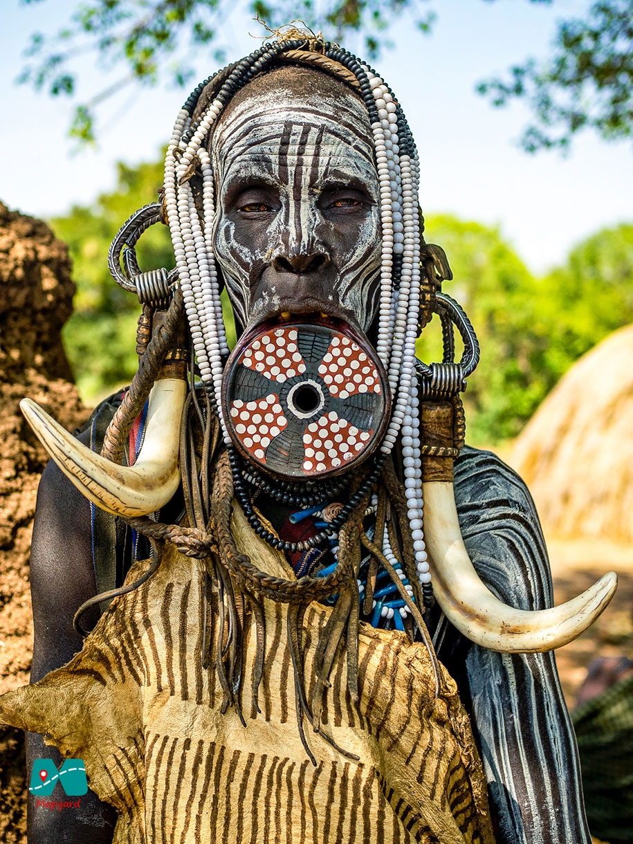 زنی از قبیله مورسی (Mursi Tribe)