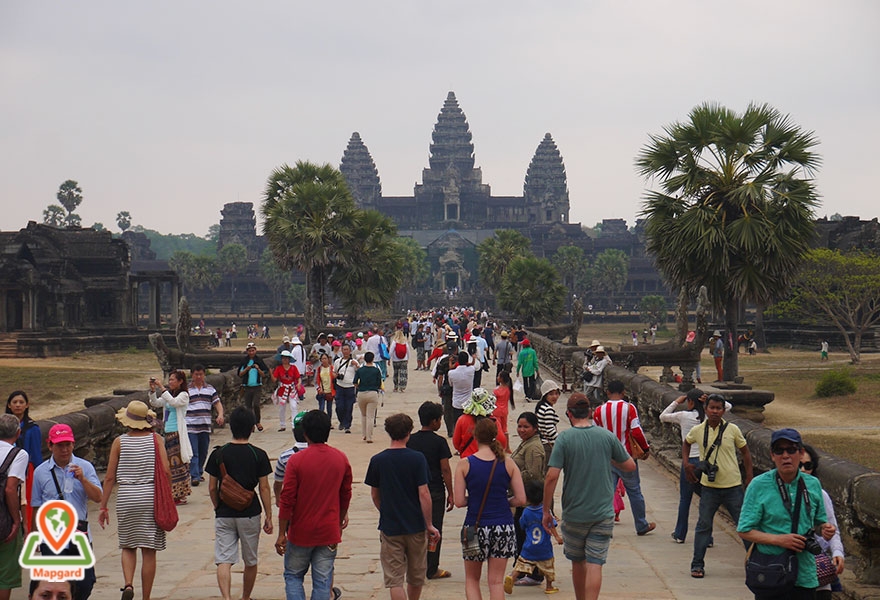 گشت و گذار در معبد بکر آنکوروات (Angkor Wat)، کلمبیا