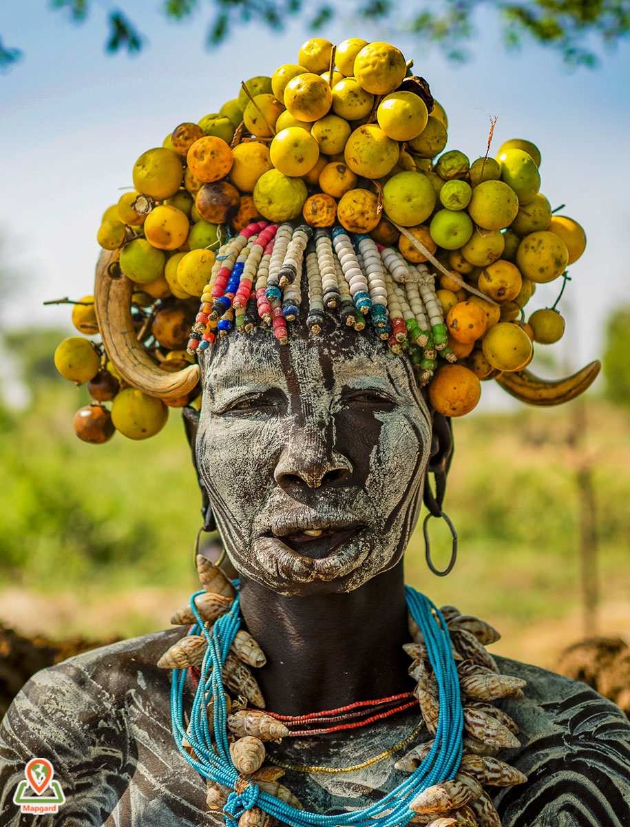 6) زنی از قبیله مورسی (Mursi Tribe)