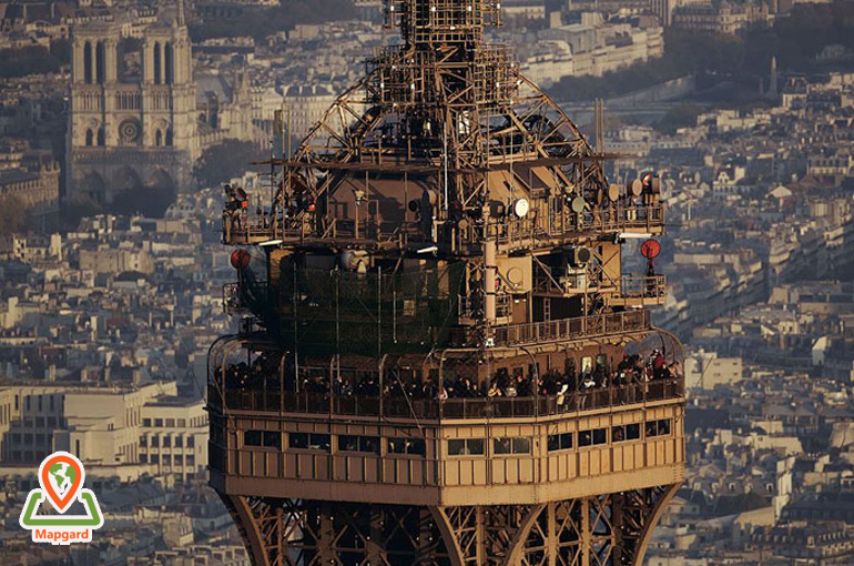 استفاده از برج ایفل (Eiffel Tower) برای آنتن رادیویی
