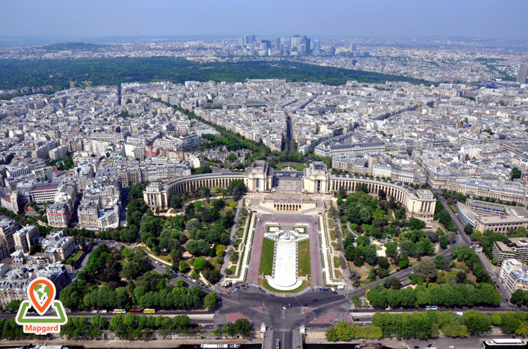 نمای جنوبی پاریس (Paris) از بالای برج ایفل