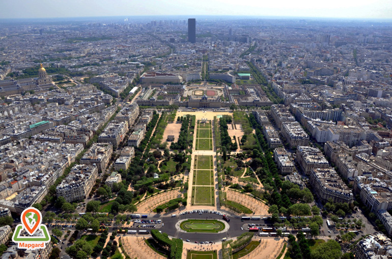 نمای شمالی پاریس (Paris) از بالای برج ایفل