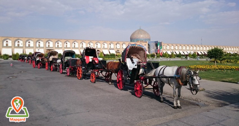 درشکه ها در میدان نقش جهان اصفهان