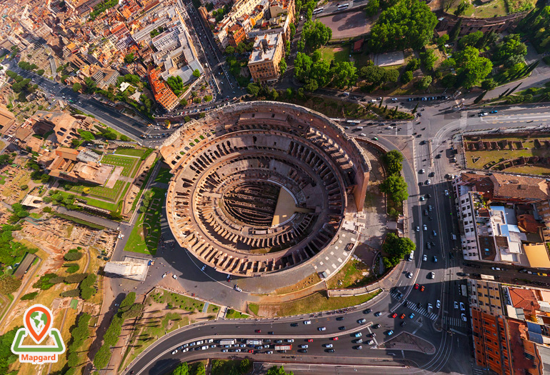 بنای کولوسئوم (Colosseum) از نمای بالا