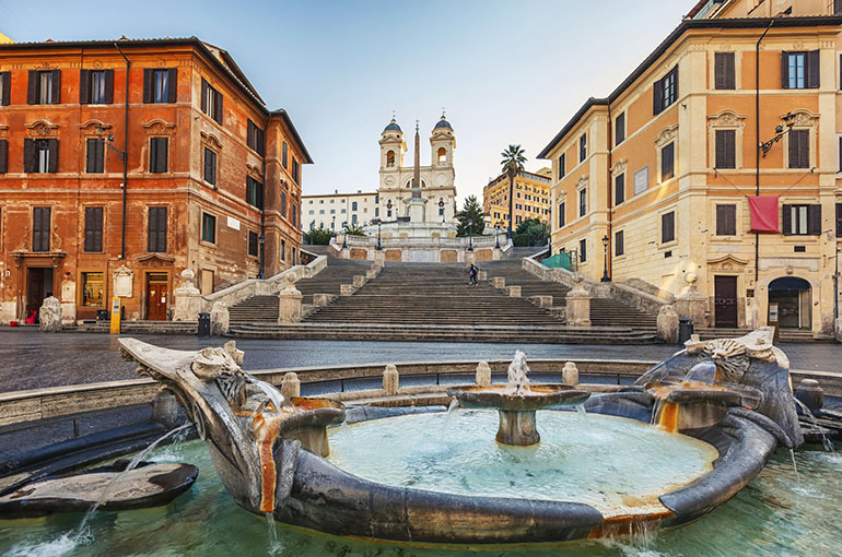 15) راه پله های اسپانیایی (The Spanish Steps)