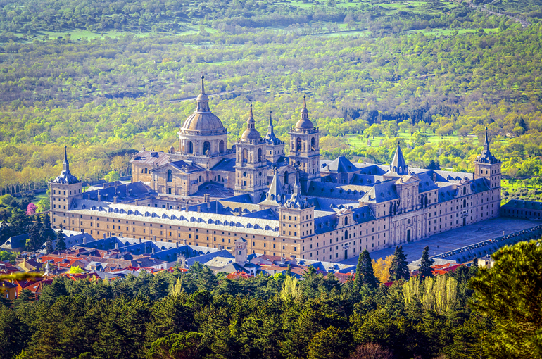 5) سان لورنزو د ال اسکوریال (San Lorenzo de El Escorial)