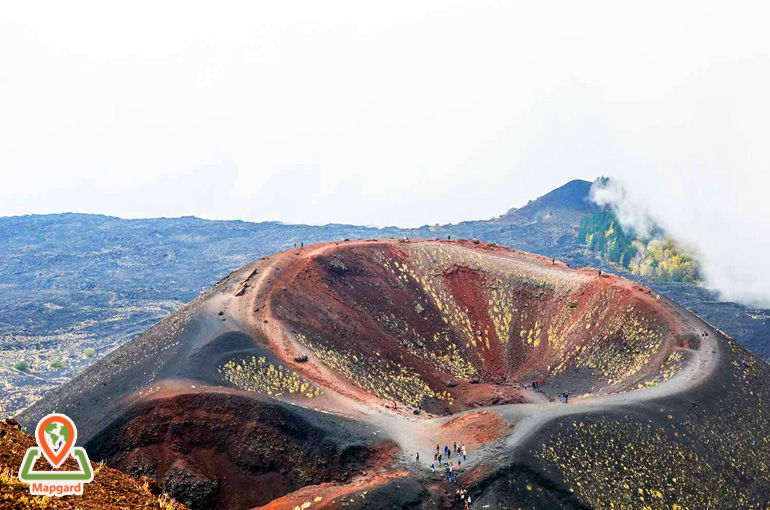 دهانه آتشفشان پارک ملی اتنا (Etna)