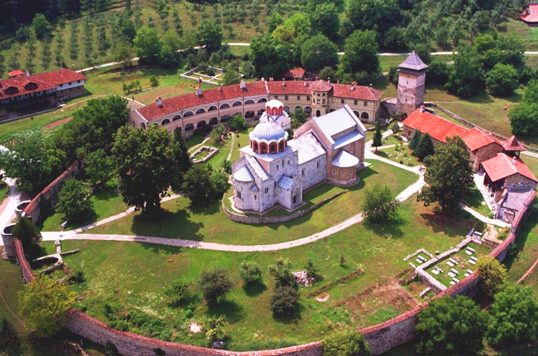 6) صومعه ستودنیکا (Studenica)