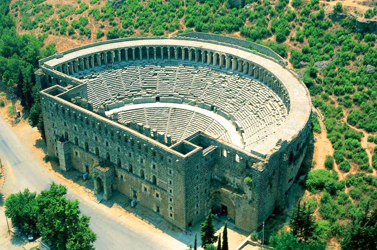 آمفی تئاتر اسپندوس (Aspendos) | شکوه حکومت مارکوس اورلیوس