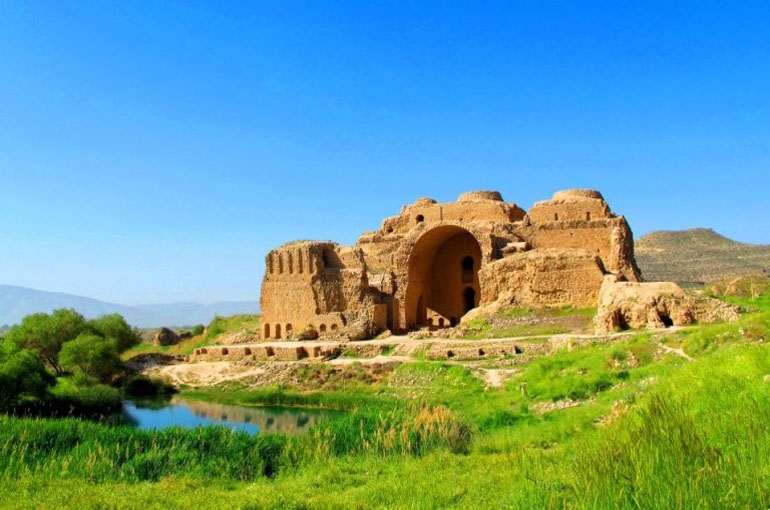 کاخ اردشیر بابکان | آتشکده فیروزآباد