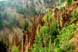 شهر شیطان (Devil’s Town) | عجایب صربستان