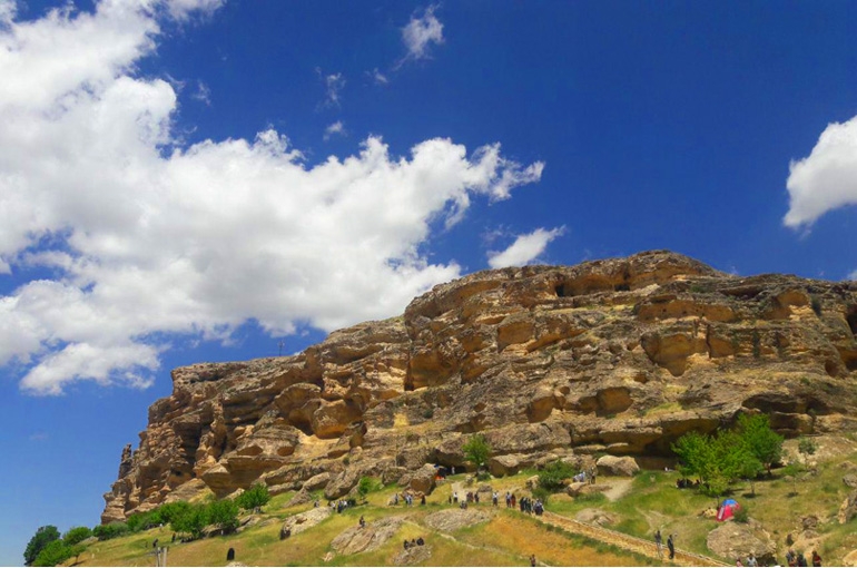 غار کرفتو | بزرگترین غار باستانی ایران