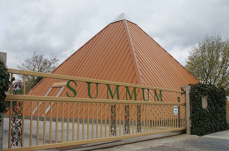 هرم ساموم (Summum Pyramid) | مکانی برای مومیایی شدن در قرن جدید!