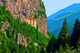 راهنمای بازدید از صومعه سوملا (Sumela Monastery)