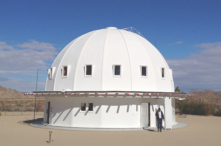 4) اینتگراترون (The Integratron)، لاندرز (Landers)، کالیفرنیا (California)